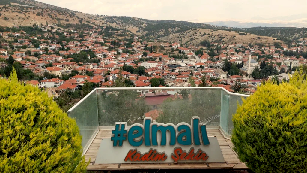 Elmalı Fayans Ustası – Kaliteli Seramik İşçiliğiyle Estetik Mekânlar