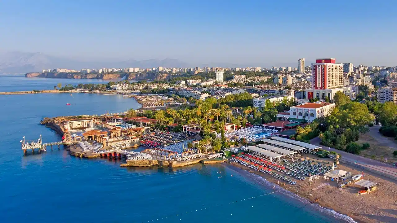 Lara Fayans Ustası – Antalya’da Lüks ve Estetik Seramik Uygulamaları